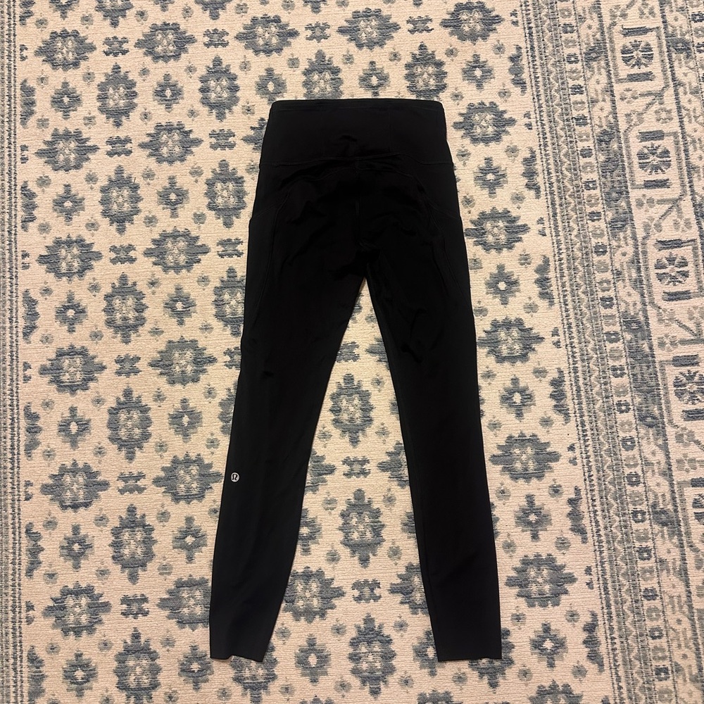 Lululemon black leggings never worn